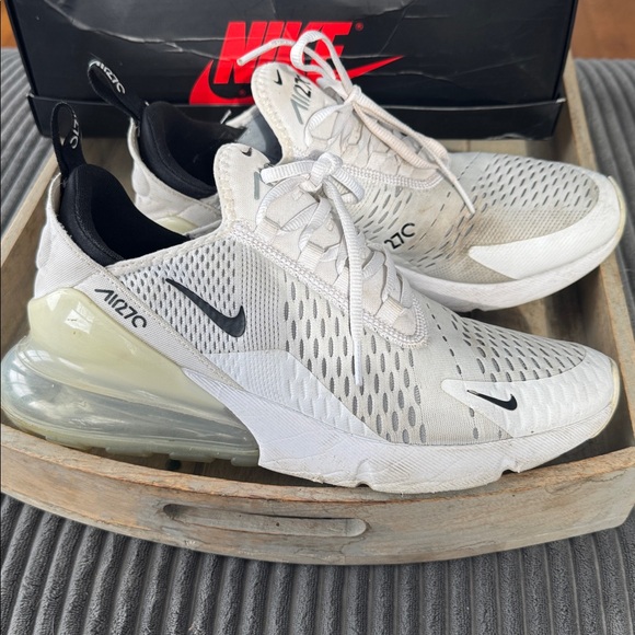 Nike White and Black Air Max 270 Sneakers - Picture 4 of 6
